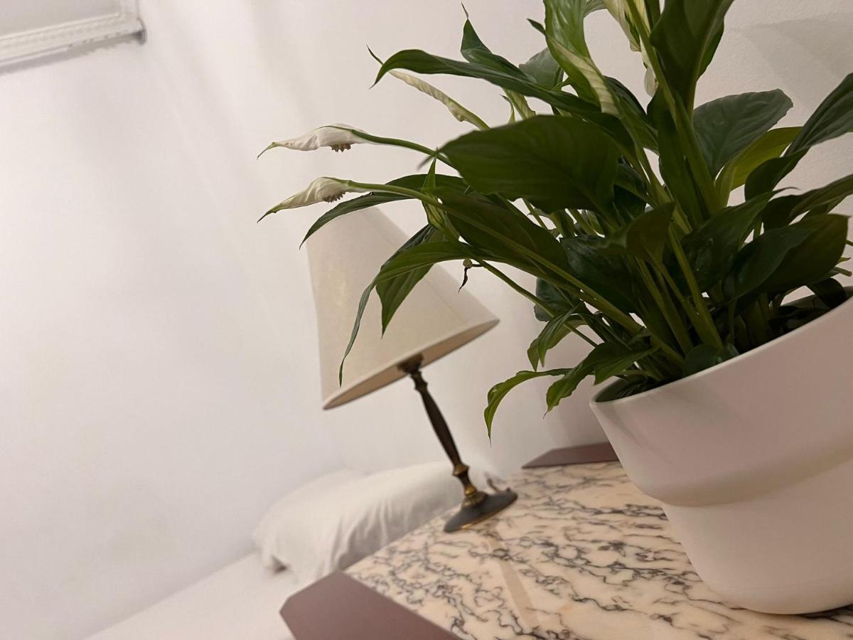 Room Familiar Sants Barcelona Exterior photo